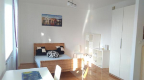 apartament Hallera Square Warsaw 27m2